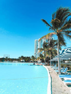 Lagoon View Apartment